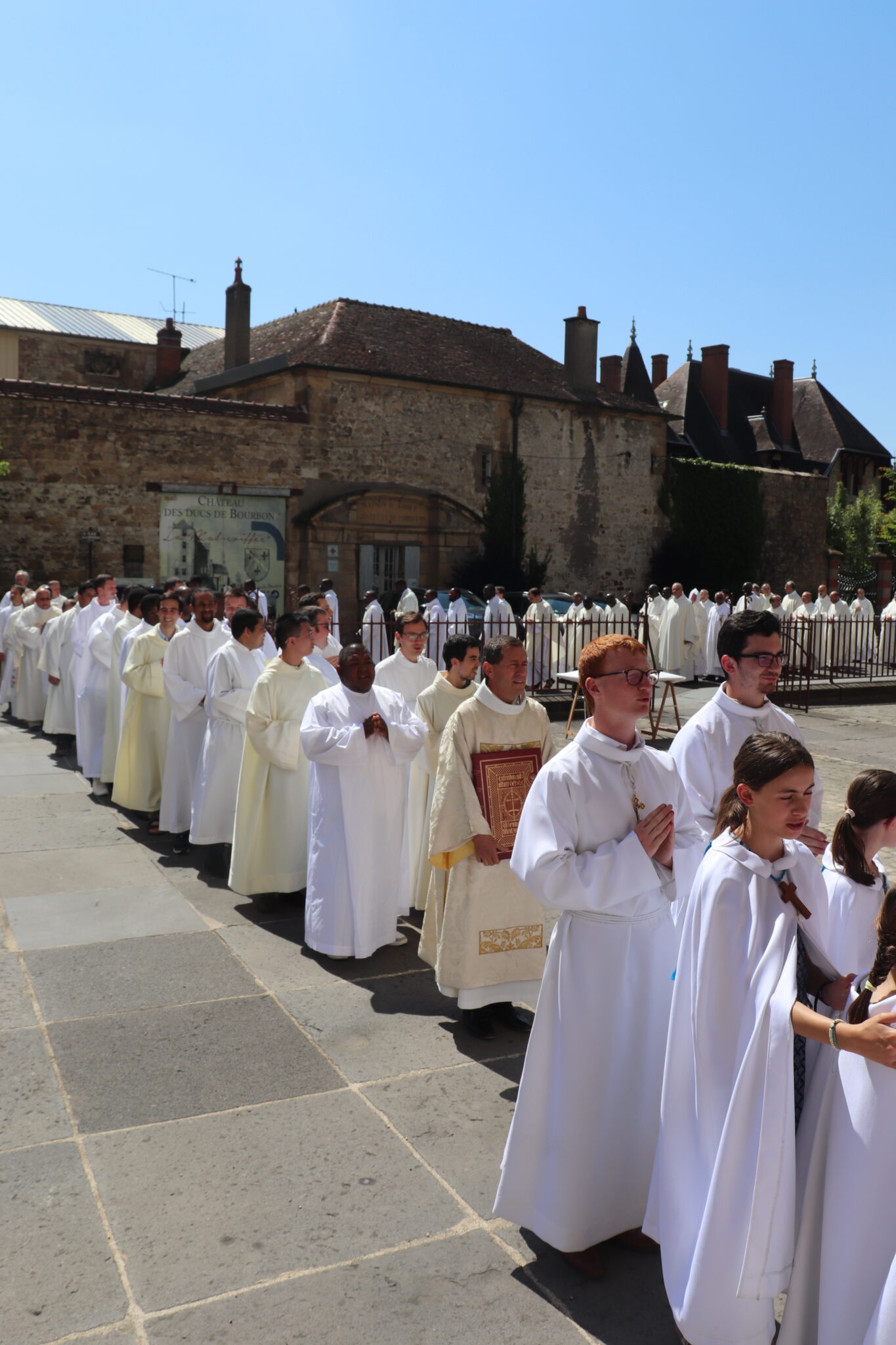 2 Ordinations Presbytérales Dans Le Diocèse De Moulins ! - Diocèse De ...